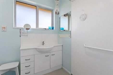 Photo of property in 244 Lake Terrace Road, Shirley, Christchurch, 8061