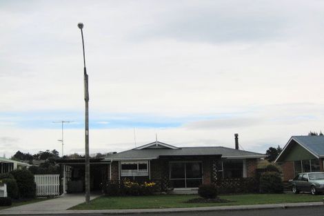 Photo of property in 27 Centennial Avenue, Balclutha, 9230