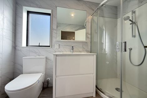 Photo of property in 30d Durham Street, Te Atatu Peninsula, Auckland, 0610