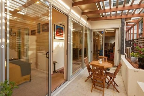 Photo of property in Sol Apartments, 28/37 Jessie Street, Te Aro, Wellington, 6011