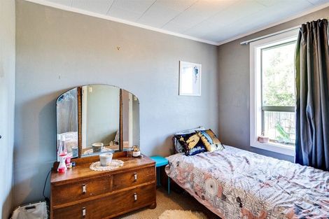 Photo of property in 72 Atherfold Crescent, Greenmeadows, Napier, 4112