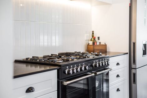 Photo of property in 8 Avalon Crescent, Avalon, Lower Hutt, 5011