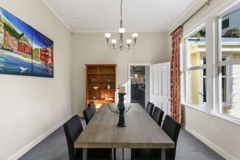 Photo of property in 31 Rawhiti Terrace, Kelburn, Wellington, 6012