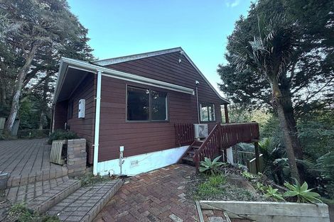 Photo of property in 52 Hiwihau Place, Glenfield, Auckland, 0629