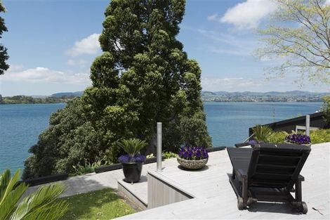 Photo of property in 188a Devonport Road, Tauranga, 3110
