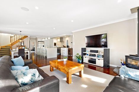 Photo of property in 47 Taikata Road, Te Atatu Peninsula, Auckland, 0610