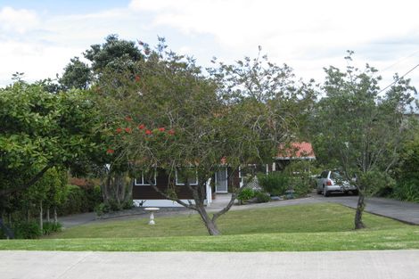 Photo of property in 20 Tindalls Bay Road, Tindalls Beach, Whangaparaoa, 0930