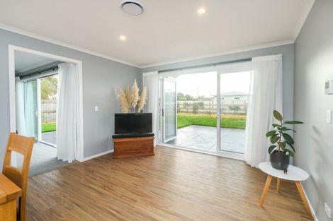 Photo of property in 2 Oldfield Lane, Marton, 4710