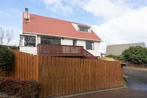 Photo of property in 15 Caulfield Place, Nawton, Hamilton, 3200