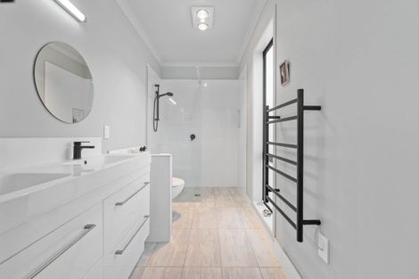 Photo of property in 15 Noumea Drive, Rangatira Park, Taupo, 3330