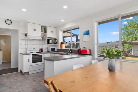 Photo of property in 8 Jefferson Place, Brookfield, Tauranga, 3110