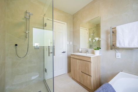 Photo of property in 7a Manuwai Road, Torbay, Auckland, 0630