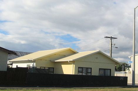Photo of property in 247 The Esplanade, Petone, Lower Hutt, 5012