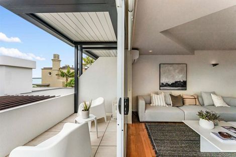 Photo of property in 2/8a Audrey Road, Takapuna, Auckland, 0620