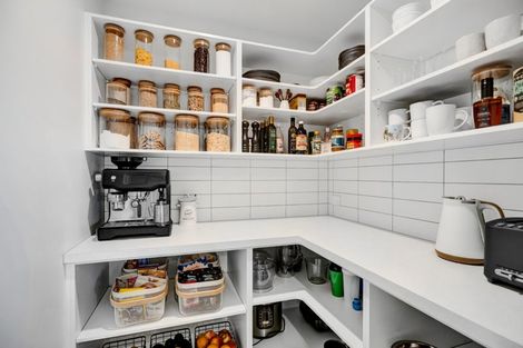 Photo of property in 90 Peters Road, Kaimiro, 4371