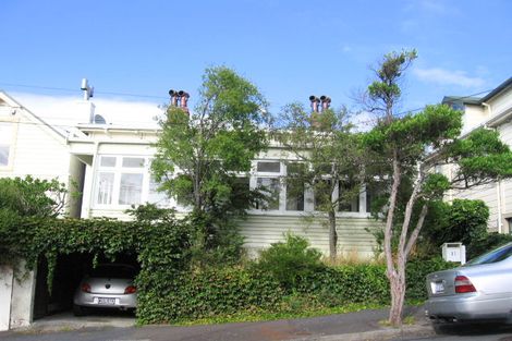Photo of property in 11 Newman Terrace, Thorndon, Wellington, 6011