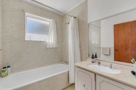 Photo of property in 9 Bobstay Lane, Whitby, Porirua, 5024