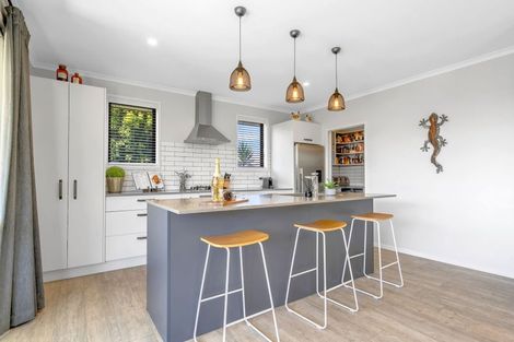 Photo of property in 6 Tavarnya Way, Patumahoe, Pukekohe, 2679