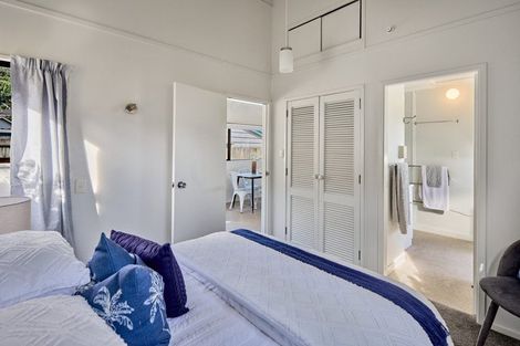 Photo of property in 6 Trent Street, Island Bay, Wellington, 6023