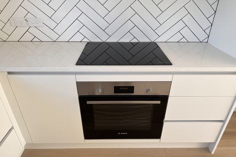 Photo of property in 1/39 Graham Avenue, Te Atatu Peninsula, Auckland, 0610