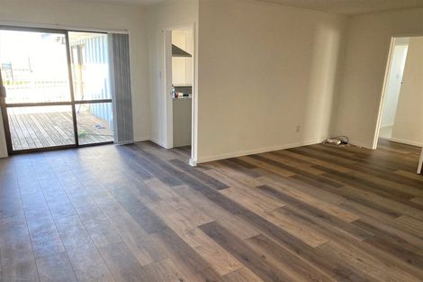 Photo of property in 34 Pahi Place, West Harbour, Auckland, 0618