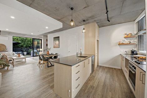 Photo of property in 11/4161 Great North Road, Glen Eden, Auckland, 0602