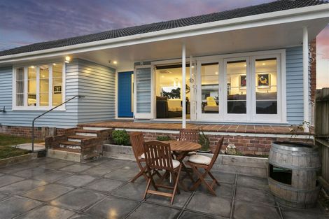 Photo of property in 1/84 Birkenhead Avenue, Birkenhead, Auckland, 0626