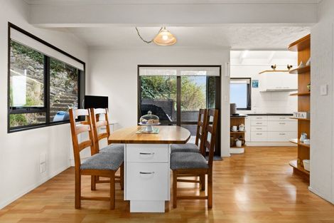 Photo of property in 15 Hornsey Road, Bluff Hill, Napier, 4110