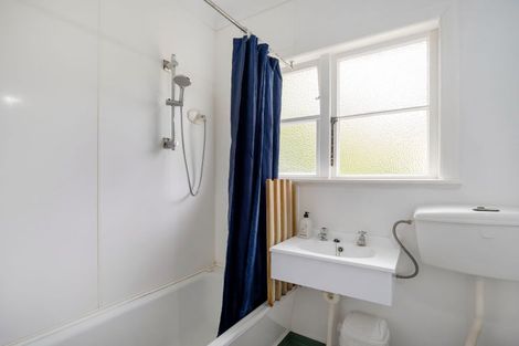 Photo of property in 10 Clapham Place, Whanganui East, Whanganui, 4500