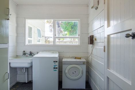 Photo of property in 23e West End Road, Ohope, 3121