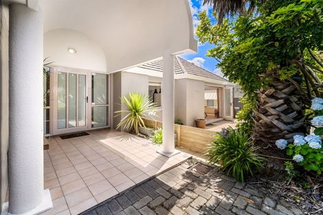 Photo of property in 22 Cascaden Road, Gulf Harbour, Whangaparaoa, 0930