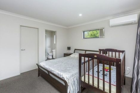 Photo of property in 13 Poppy Watts Grove, Stokes Valley, Lower Hutt, 5019