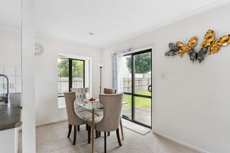 Photo of property in 10 Blumhardt Place, Avondale, Auckland, 1026