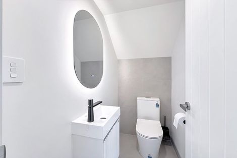 Photo of property in 6d Law Street, Torbay, Auckland, 0630