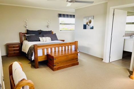 Photo of property in 90 Freyberg Street, Otumoetai, Tauranga, 3110