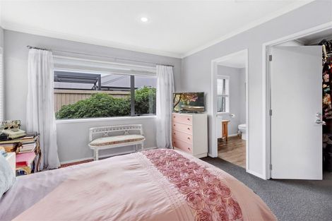 Photo of property in 18 Sincock Place, Kaiapoi, 7630