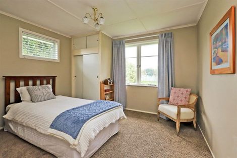 Photo of property in 34 Warwick Crescent, Taradale, Napier, 4112