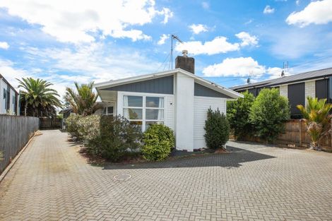 Photo of property in 1/54 May Street, Hamilton East, Hamilton, 3216