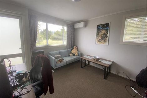 Photo of property in 2/12 Poplar Grove, Ebdentown, Upper Hutt, 5018