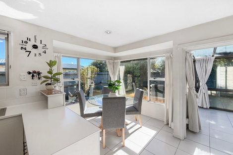 Photo of property in 2/59 Gardiners Road, Bishopdale, Christchurch, 8051