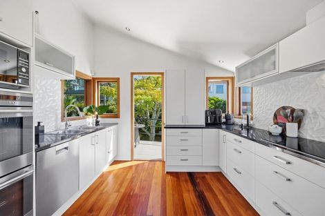 Photo of property in 24a Orchard Road, Waiake, Auckland, 0630