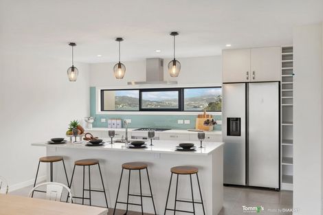 Photo of property in 15 Nanda Way, Khandallah, 6035