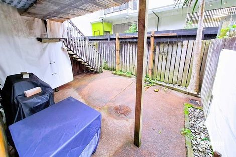 Photo of property in 12 Captain Scott Road, Glen Eden, Auckland, 0602