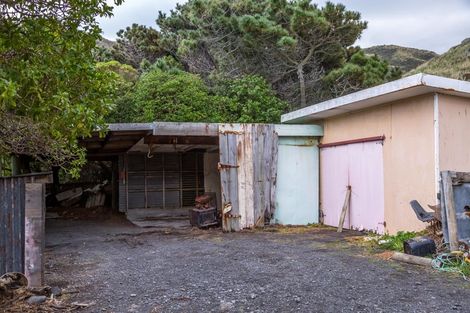 Photo of property in 5 Mangatoetoe Grove, Cape Palliser, Pirinoa, 5772