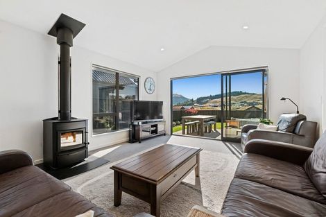 Photo of property in 75 Farrant Drive, Wanaka, 9305