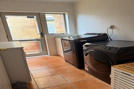 Photo of property in 9 Westerham Drive, Dannemora, Auckland, 2016