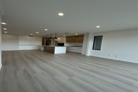 Photo of property in 5 Kikorangi Drive, Wainui, 0992