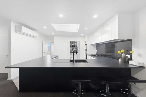 Photo of property in 135 Tirohanga Road, Tirohanga, Lower Hutt, 5010