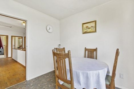Photo of property in 7 Gloucester Street, Cannons Creek, Porirua, 5024