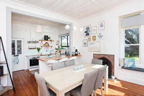 Photo of property in 586 Aberdeen Road, Te Hapara, Gisborne, 4010